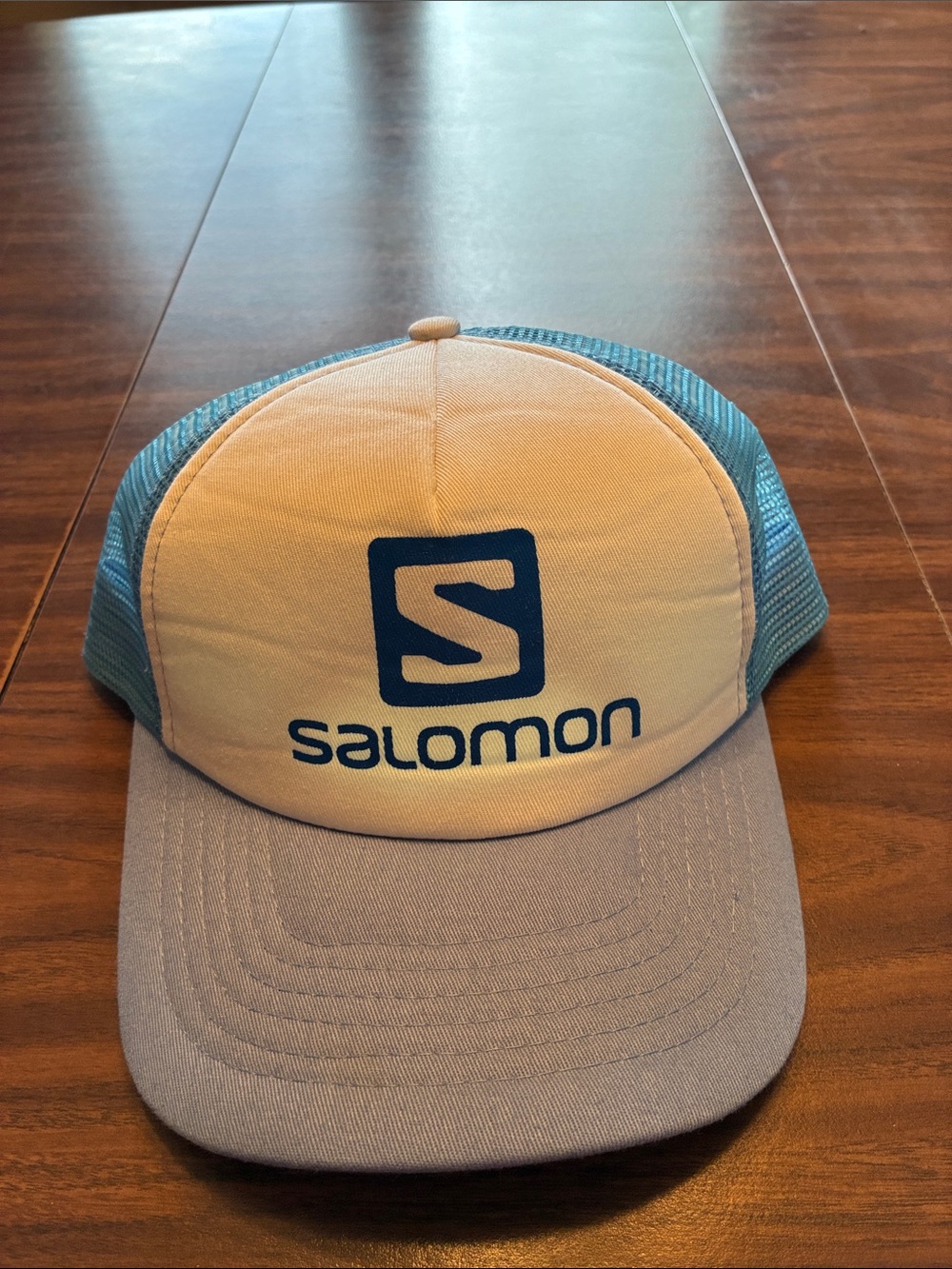 Salomon Hat